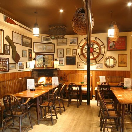 The Seaview Hotel And Restaurant 외부 사진