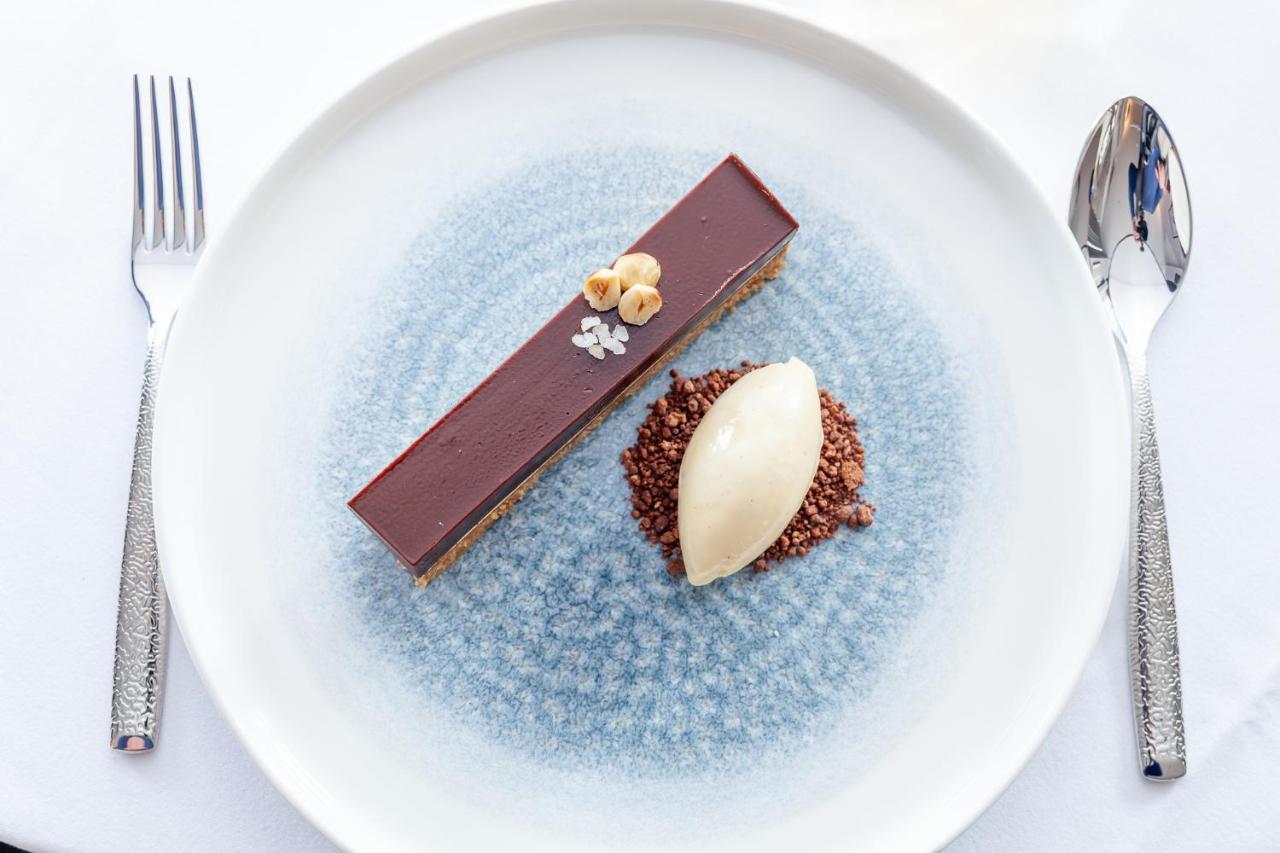 The Seaview Hotel And Restaurant 외부 사진