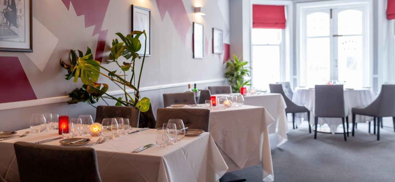 The Seaview Hotel And Restaurant 외부 사진