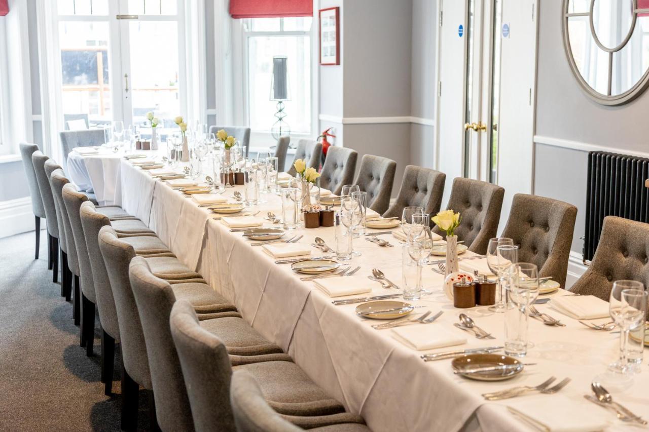 The Seaview Hotel And Restaurant 외부 사진