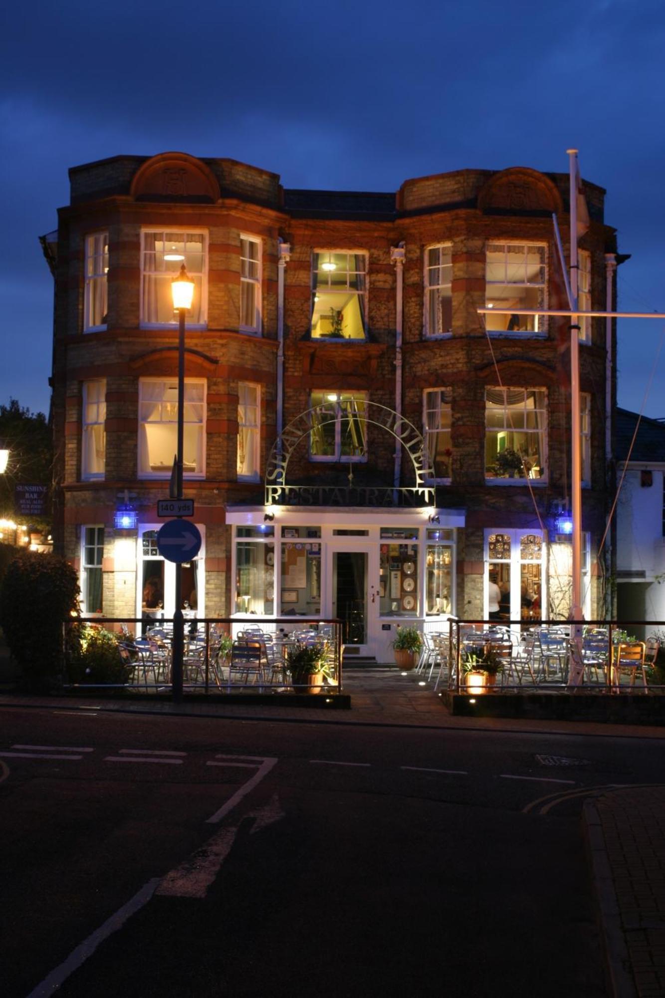 The Seaview Hotel And Restaurant 외부 사진