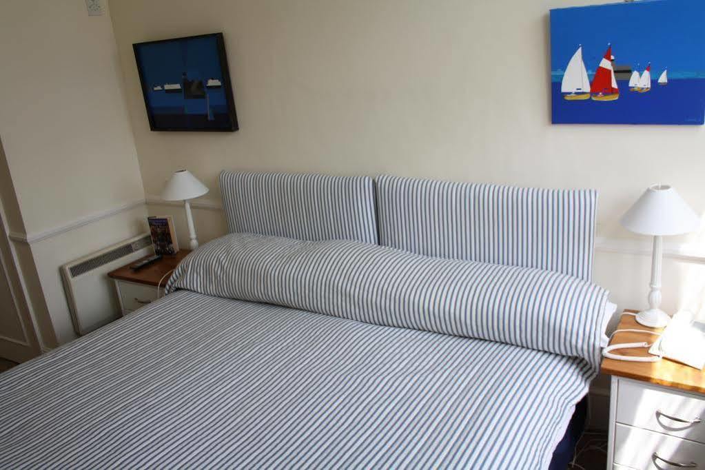 The Seaview Hotel And Restaurant 외부 사진