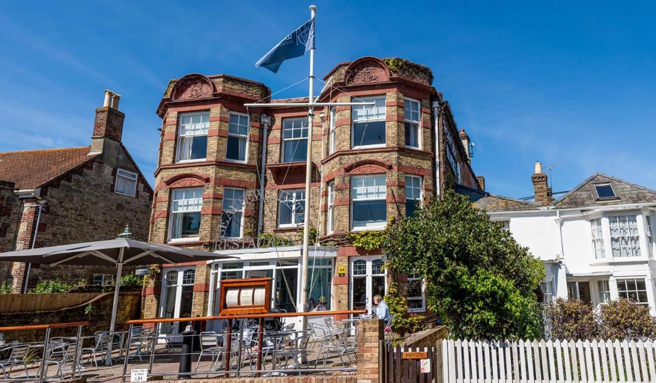 The Seaview Hotel And Restaurant 외부 사진
